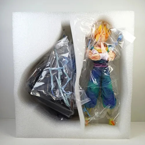 Super Saiyan Vegito lightning aura statue