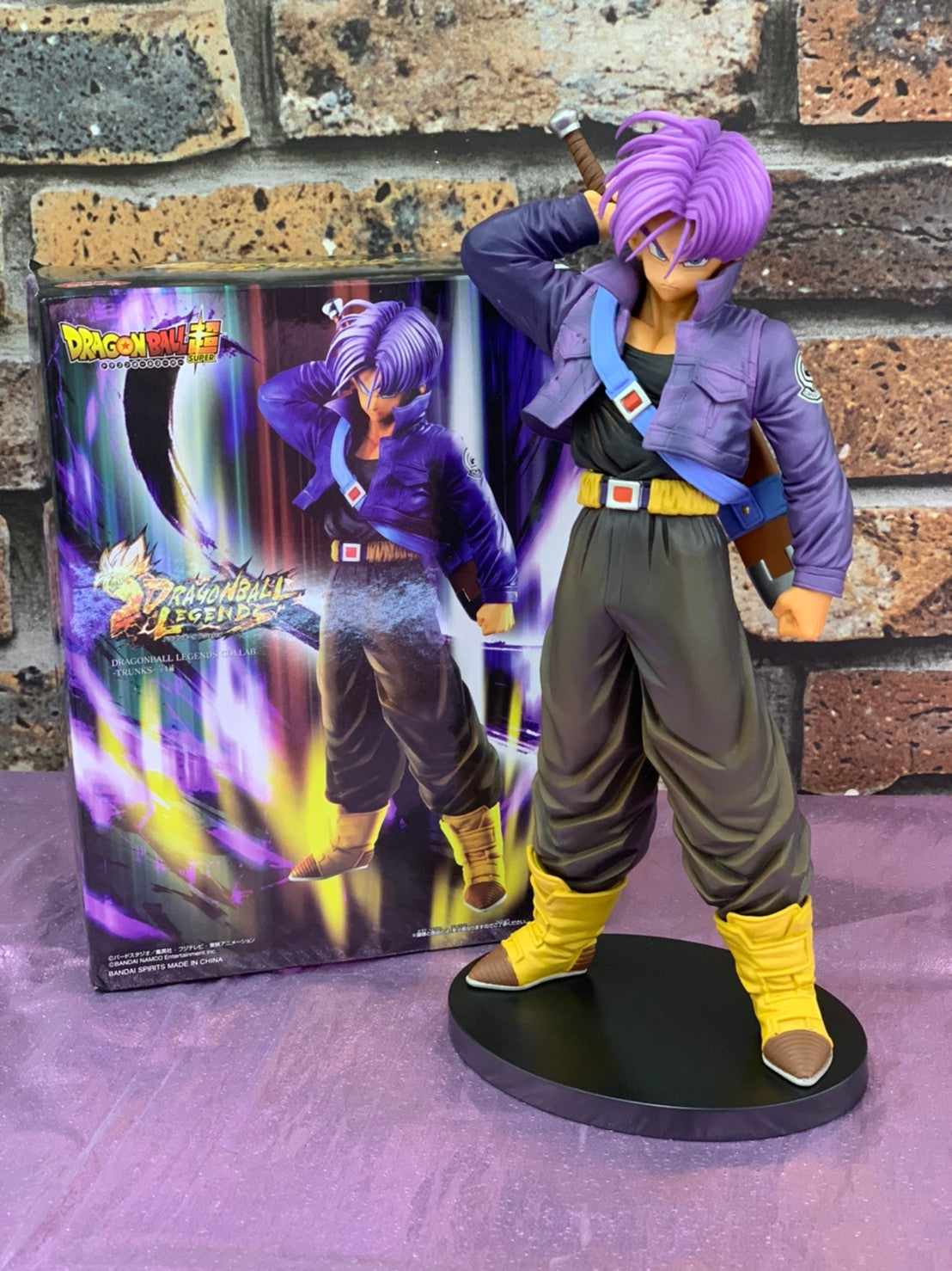 Dragon Ball Z Future Trunks Figure with Super Saiyan Head