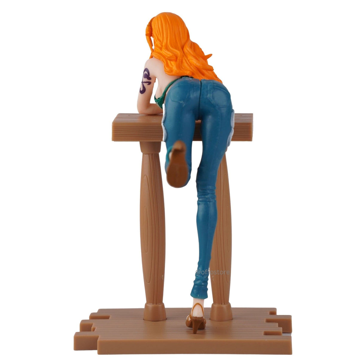 One Piece Nami Figure – 15cm