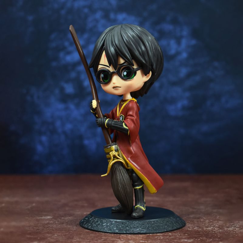 Harry Potter Figure with Nimbus Broom – 22cm