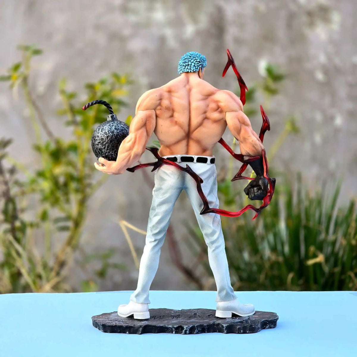 One Piece Monkey D. Garp Figure – 25cm